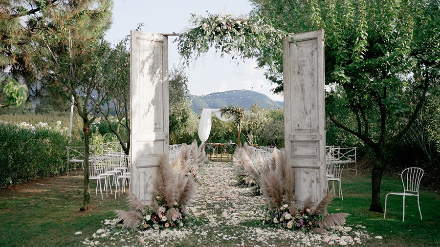Wedding_Decoration_Ideas_Crafting_the_Perfect_Ambiance_from_Ceremony_to_Reception_2 Wedding Decoration Ideas